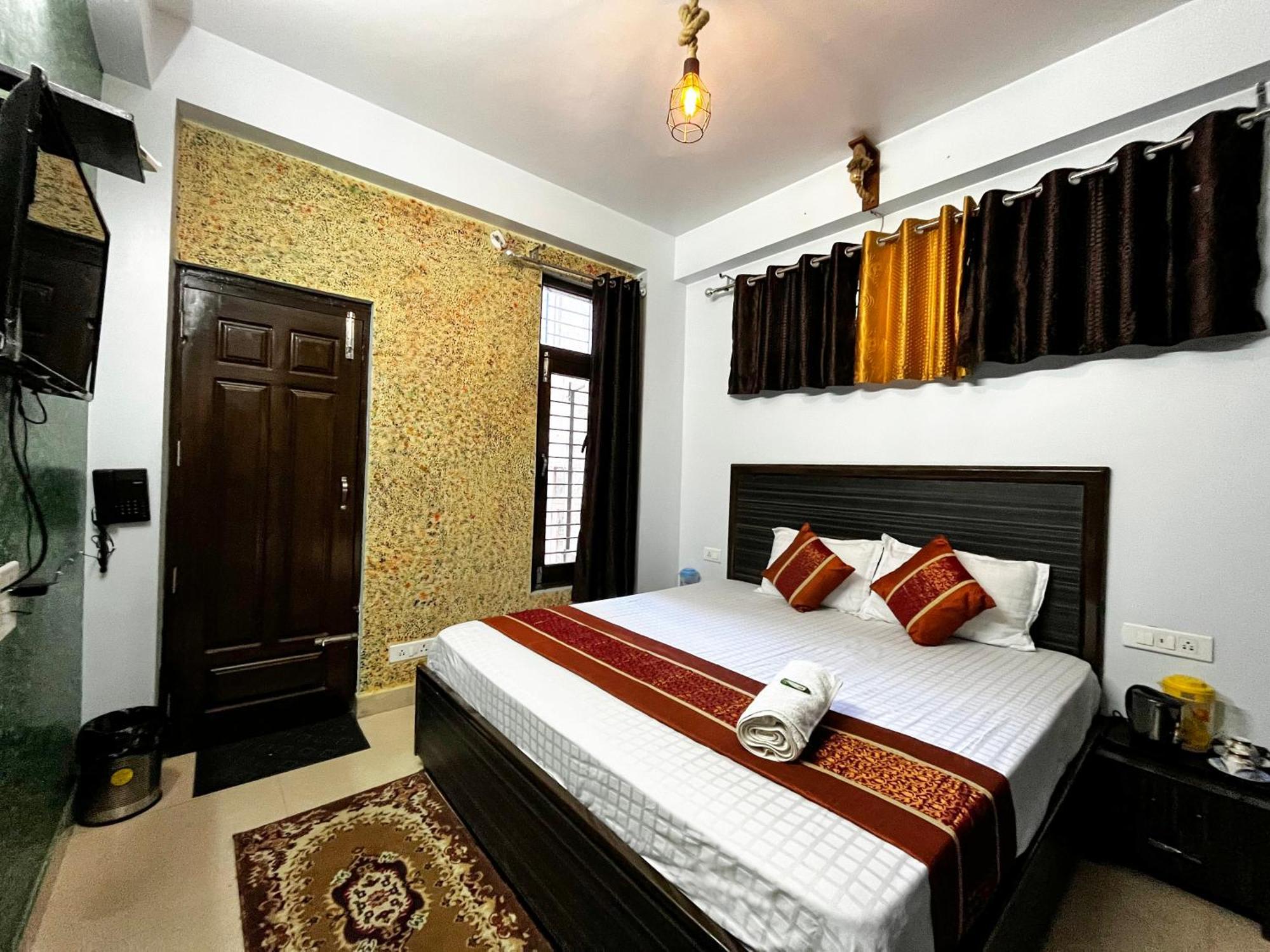 Puri'S Bnb Shimla Extérieur photo